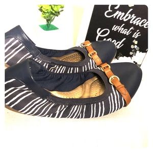 Dexflex comfort flats